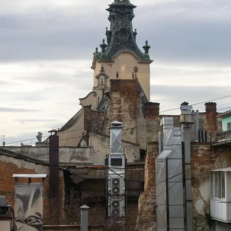 !fest Rynok Square *