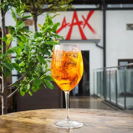 Hotel !fest Rynok Square