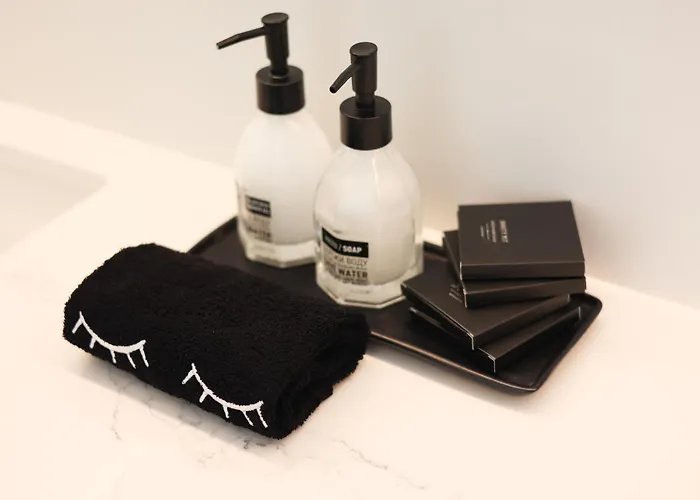 Hotel !fest Rynok Square *