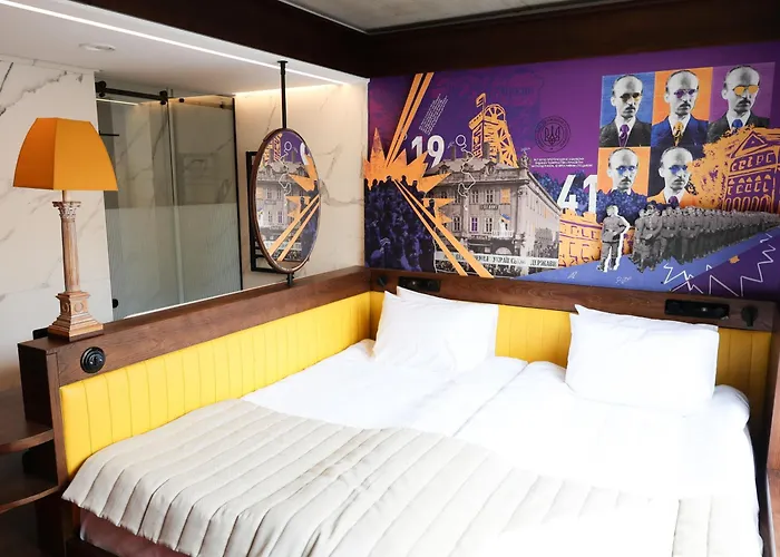 Hotel !fest Rynok Square