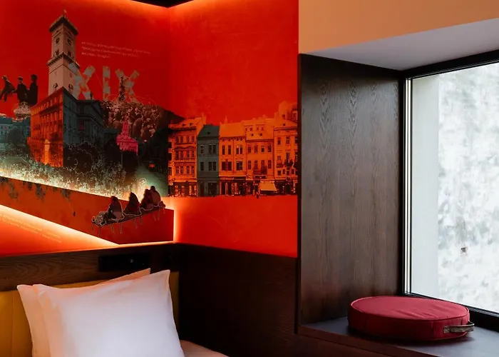 Hotel !fest Rynok Square Lvov