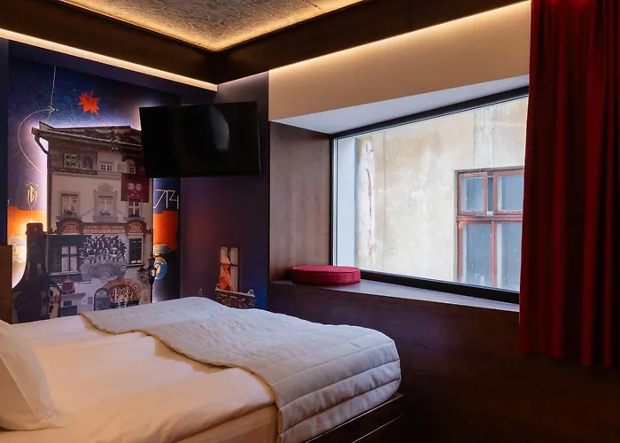 !fest Rynok Square *