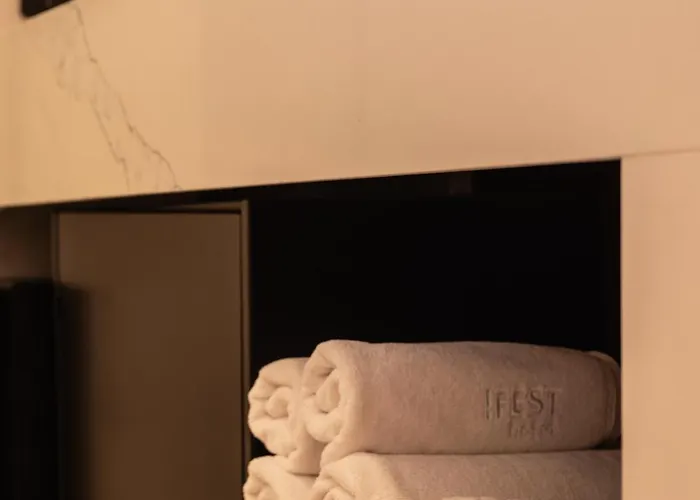 !fest Rynok Square Отель